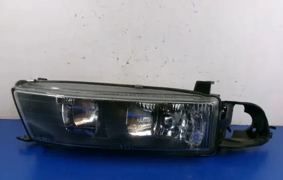 Mitsubishi Galant Headlight/headlamp