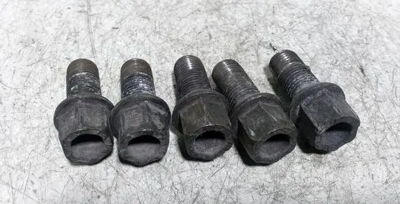 Audi A6 S6 C6 4F Nuts/bolts 