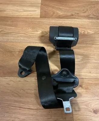Citroen C3 Rear seatbelt 40553 041048
