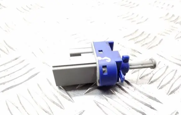 Clutch pedal sensor