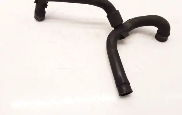 Ford Focus Breather/breather pipe/hose 4M5Q6K869 4M5Q6K869AC