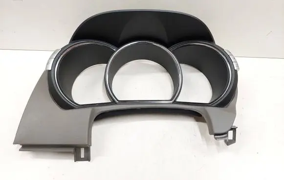 Nissan Murano Z51 Dashboard trim 682401AA0A P10260A35000