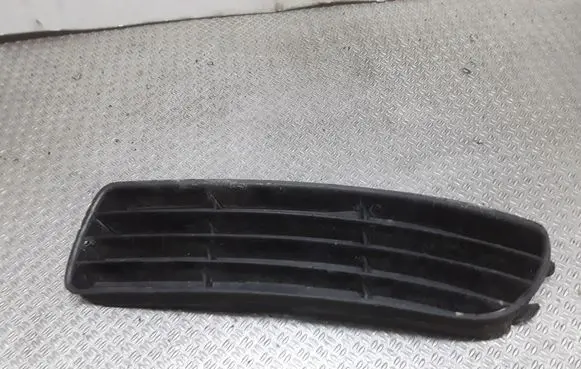 Audi A4 S4 B5 8D Front bumper lower grill