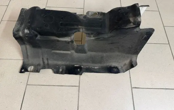 Ford Mustang VI Exhaust heat shield