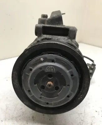 Land Rover Discovery 3 - LR3 Air conditioning (A/C) compressor (pump) JPB000183