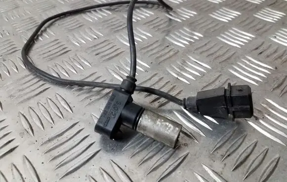 Audi A6 S6 C4 4A Crankshaft position sensor 078905381