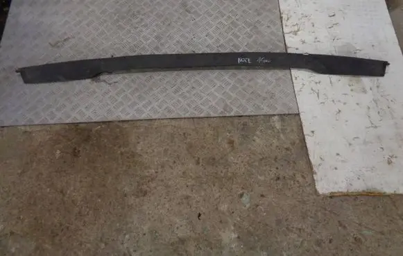 Nissan Note (E12) Front bumper lip