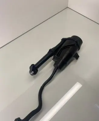 Opel Insignia A Breather/breather pipe/hose 55575980 70367396 565581915