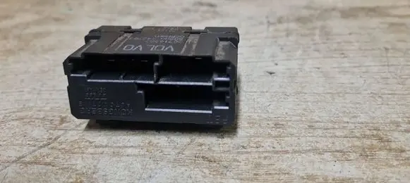 Volvo XC90 Seat heating relay 30710362