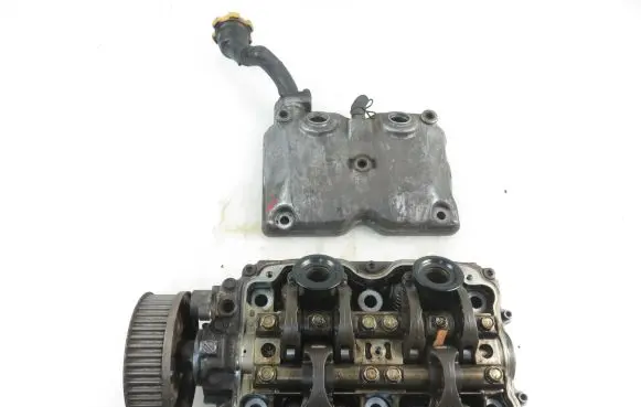 Subaru Legacy Engine head 