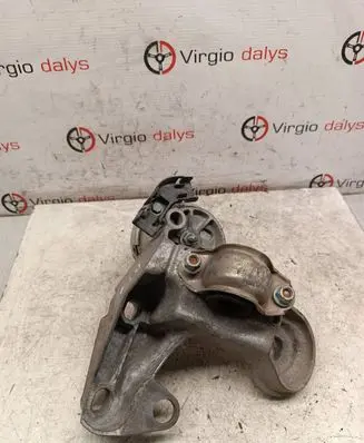 Volkswagen PASSAT B5.5 Engine mounting bracket 8E0199352F
