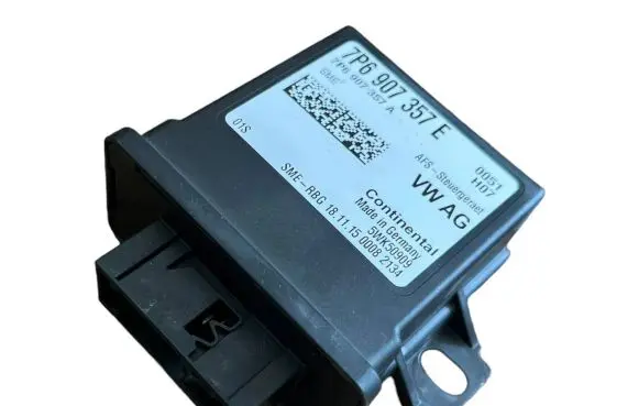 Volkswagen Touran III Light module LCM 7P6907357E