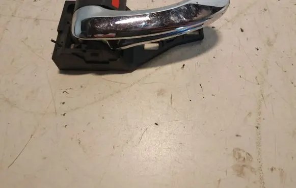 Toyota RAV 4 (XA30) Front door interior handle 