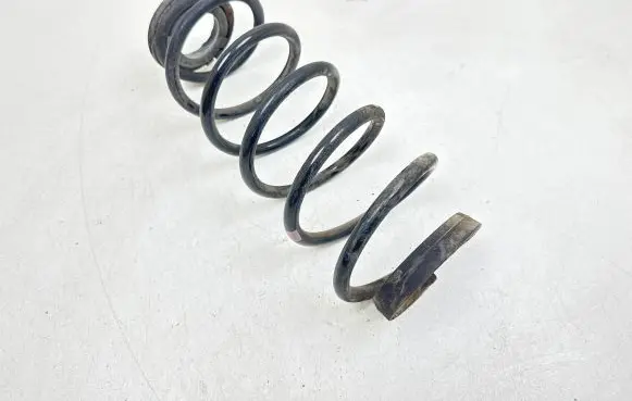 Mitsubishi Colt Rear coil spring
