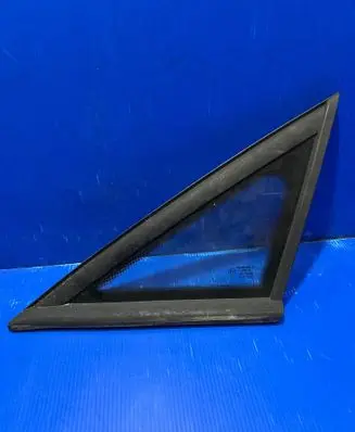 Seat Altea Front triangle window/glass 43R000469