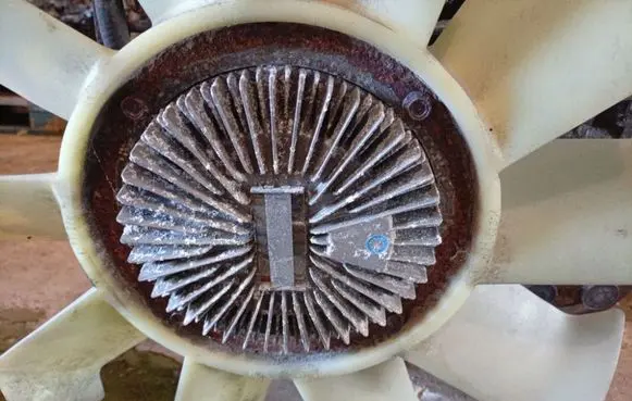 Isuzu D-Max Viscous fan clutch