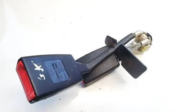 Audi A4 S4 B5 8D Rear seatbelt buckle 8d0857739b