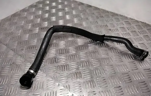 Audi A6 S6 C6 4F Engine coolant pipe/hose