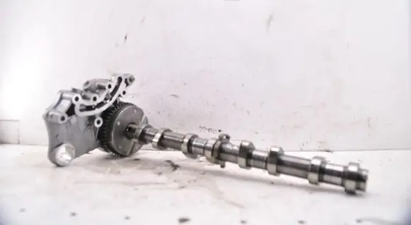 Volkswagen Golf VI Camshaft 06H101D 06H103166G