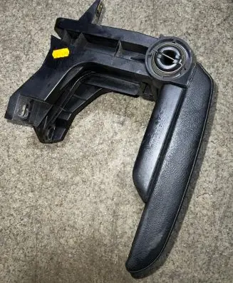 BMW 3 E46 Armrest 8213678