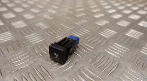 Toyota Highlander XU70 Fuel tank opening switch 848410R020