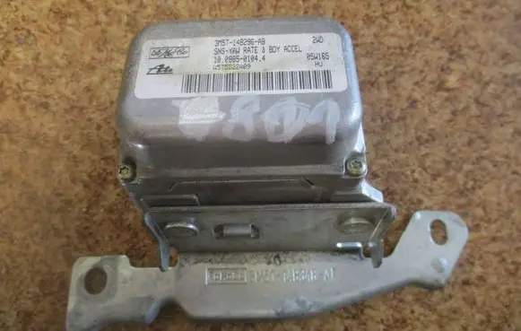 Ford Focus ESP acceleration yaw rate sensor 3M5T14B296AB
