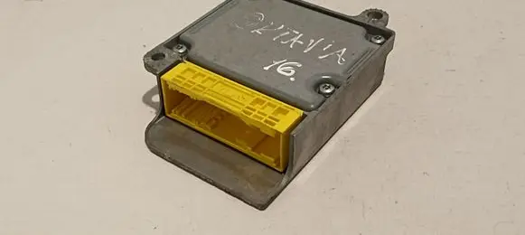 Skoda Octavia Mk1 (1U) Airbag control unit/module 1C0909605
