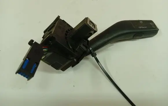 Audi A3 S3 8P Wiper control stalk 1K0953519A