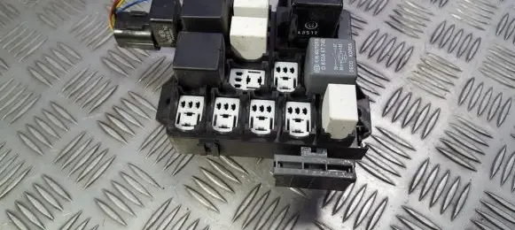 KIA Carens I Fuse box set 35595