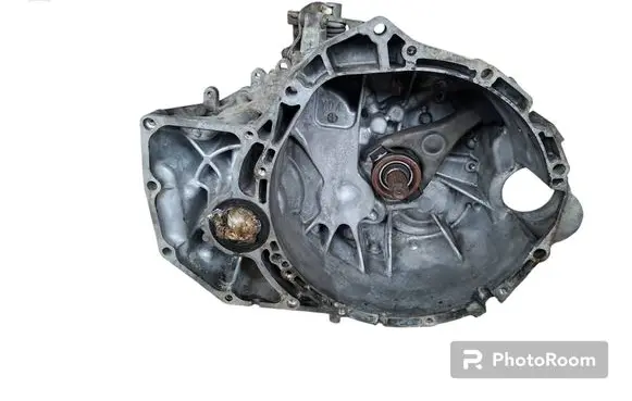 Nissan X-Trail T30 Manual 6 speed gearbox 8H5