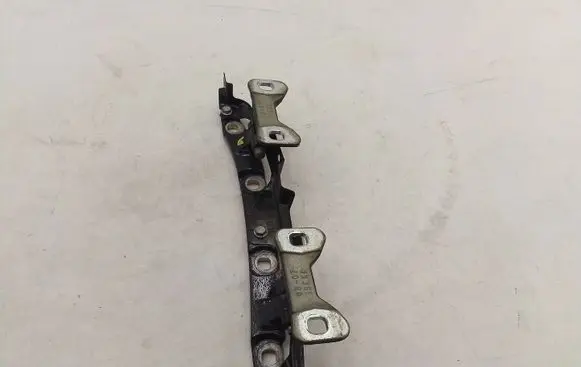 Mini One - Cooper Clubman R55 Tailgate/trunk/boot hinge 141879