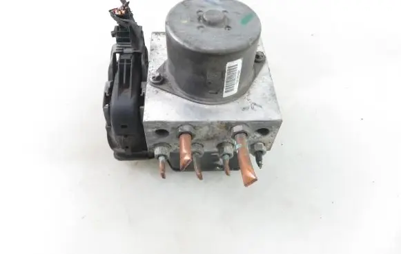 Ford Mondeo MK IV ABS Pump 7G912C405AB