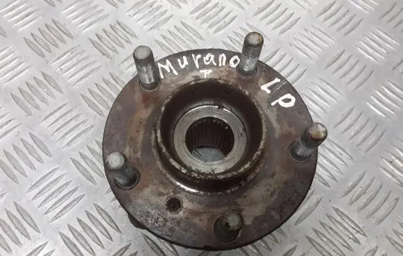 Nissan Murano Z50 Front wheel bearing hub 