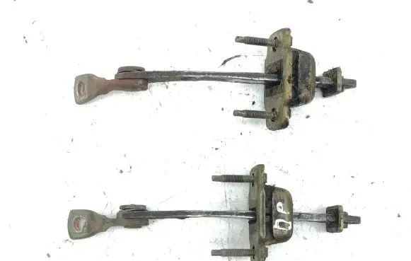 Ford Orion Front door check strap stopper