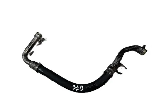 Mercedes-Benz C AMG W204 Oil cooling pipe A2042701296