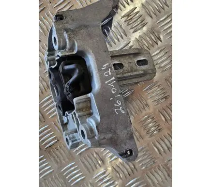 Peugeot 208 II Engine mount bracket 9824312980
