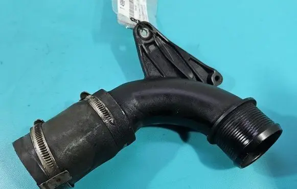 Intercooler hose/pipe