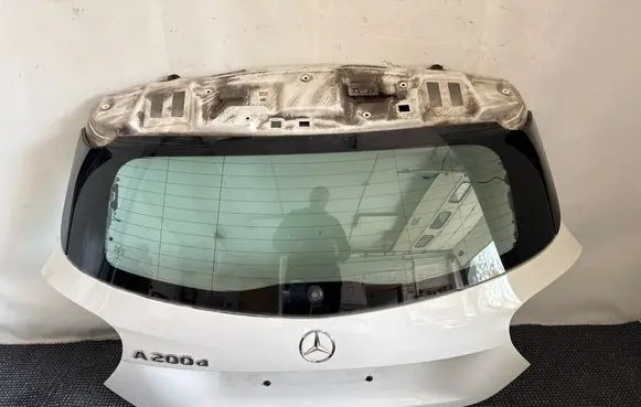 Mercedes-Benz A W176 Tailgate/trunk/boot lid 650