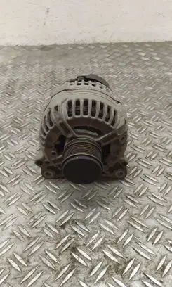 Skoda Octavia Mk2 (1Z) Generator/alternator 06F903023F