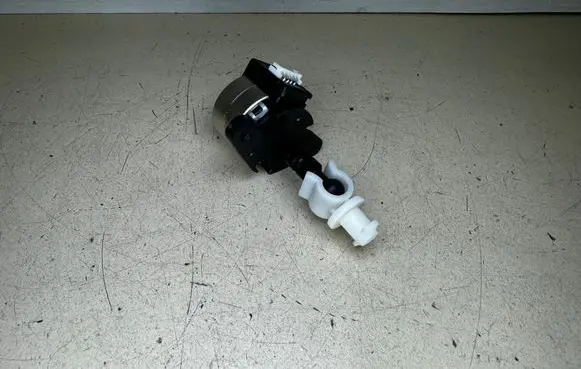 Audi A6 S6 C6 4F Headlight level adjustment motor 16343900 163439 PL35L024YGV4