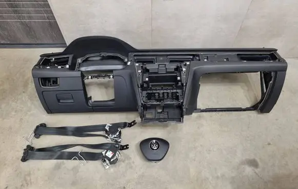 Volkswagen PASSAT B8 Dashboard 3G1857995 1498491X T0515051