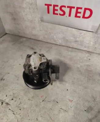 KIA Ceed Power steering pump 571002E200 4Y24D176