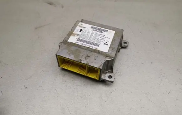 Chrysler Voyager Airbag control unit/module 68148352AA 5WK44096