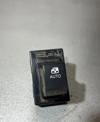 KIA Ceed Electric window control switch 935751h100