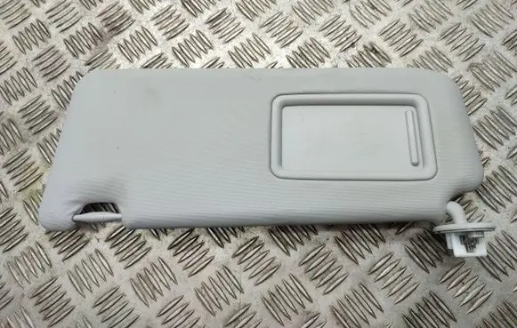 Toyota RAV 4 (XA40) Sun visor