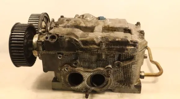 Subaru Impreza III Engine head T20N001