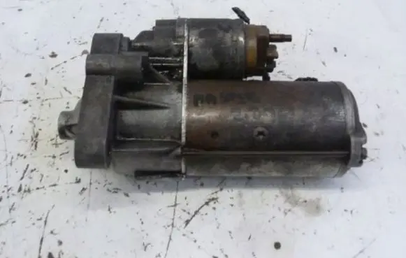 Renault Master II Starter motor