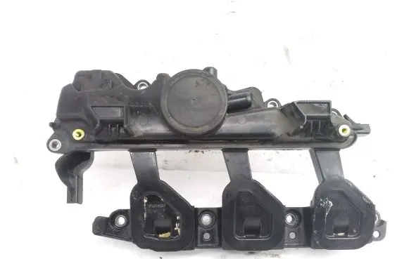 Opel Vivaro Intake manifold 8200836881