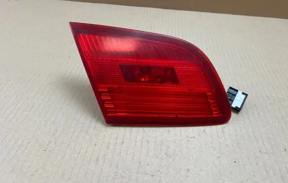 BMW 3 E92 E93 Tailgate rear/tail lights 7162303