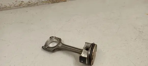 Piston